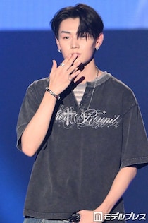 WILD BLUE鈴陽向、かき上げ＆投げキスで会場悩殺【TGC松山2026】