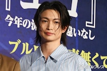 綱啓永「ブルーロック」の“初出し”裏話「どうしても入れたくて」台本になかった演出を自ら提案