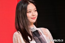 BLACKPINKジェニー「サマソニ」での大胆衣装姿が話題「努力の賜物」「美しすぎて二度見」