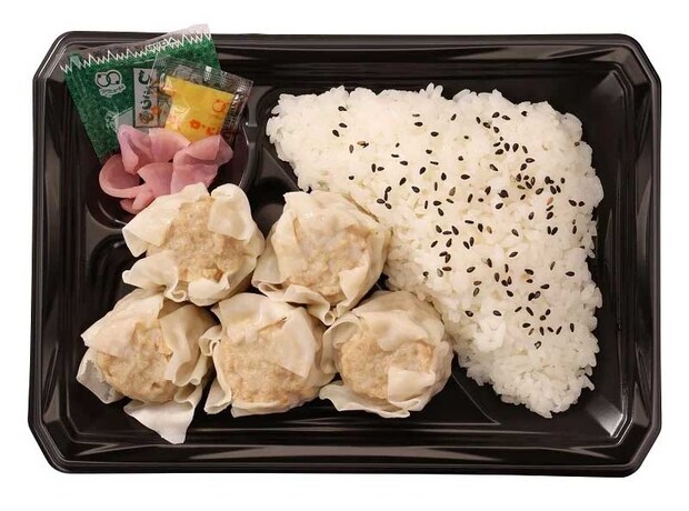 【ローソンストア100】「大阪王将」フェアを開催！　232円「揚げ餃子おにぎり」など10品のラインアップは？の画像3