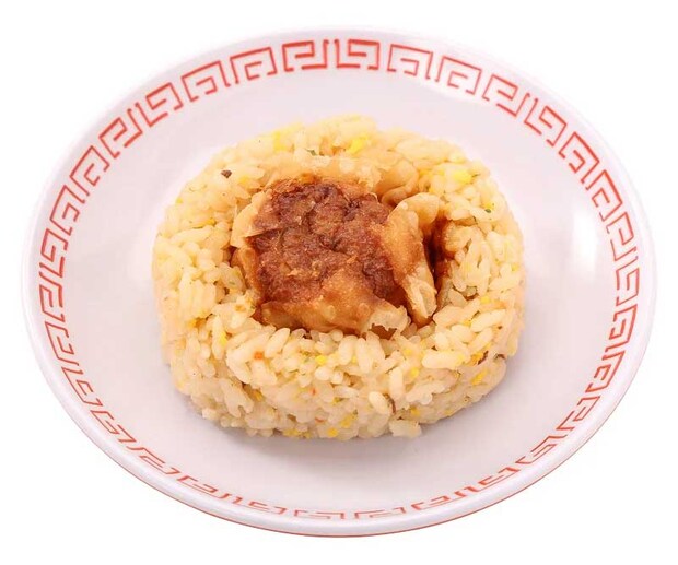 【ローソンストア100】「大阪王将」フェアを開催！　232円「揚げ餃子おにぎり」など10品のラインアップは？の画像6