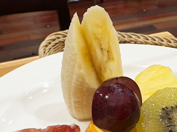 「普段食べている果物は一体……」【千疋屋】1,430円「高級フルーツだらけのモーニング」食べたら幸せすぎた！の画像11