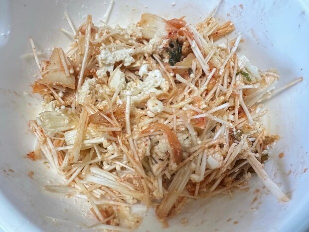 「マジで痩せそう！」【19kg痩せた えのキムチヂミ】作ったら、「ご飯も酒も進む！」ダイエットレシピだったの画像4