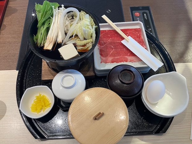 「焼肉きんぐ」のしゃぶしゃぶ食べ放題【ゆず庵】、1089円「すき焼きランチ」は肉が18センチ!!　大満足の内容は？の画像5