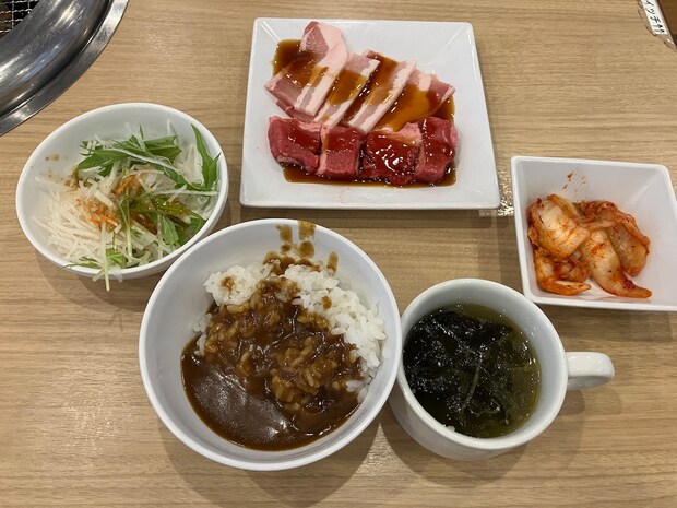 「すかいらーく」の焼肉食べ放題チェーン【じゅうじゅうカルビ】、979円ランチの実力は？　の画像9