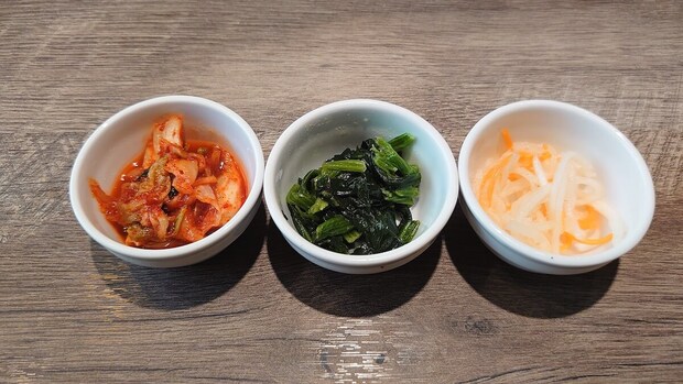 焼肉食べ放題【プレミアムカルビ】、1,848円ランチがハイクオリティすぎ！　驚がくの味に3回おかわり！の画像14