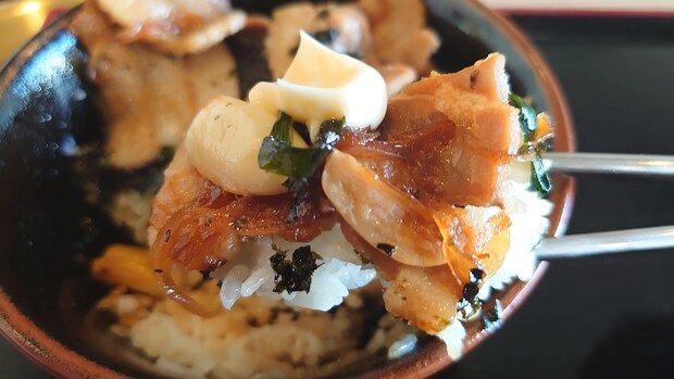 ごはん食べ放題【安楽亭】935円ランチの完成度にビックリ!!　グルメライターが「激推し」の理由は？の画像9