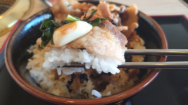 ごはん食べ放題【安楽亭】935円ランチの完成度にビックリ!!　グルメライターが「激推し」の理由は？の画像8