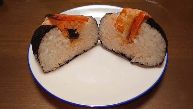 【ロピア】大人気324円「小林さんちのおにぎり」全9品、実食ランキング！「絶品のおいしさ」1位は？の画像6