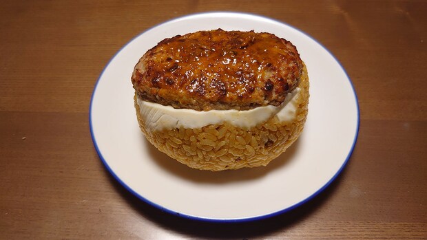 【ロピア】大人気324円「小林さんちのおにぎり」全9品、実食ランキング！「絶品のおいしさ」1位は？の画像13