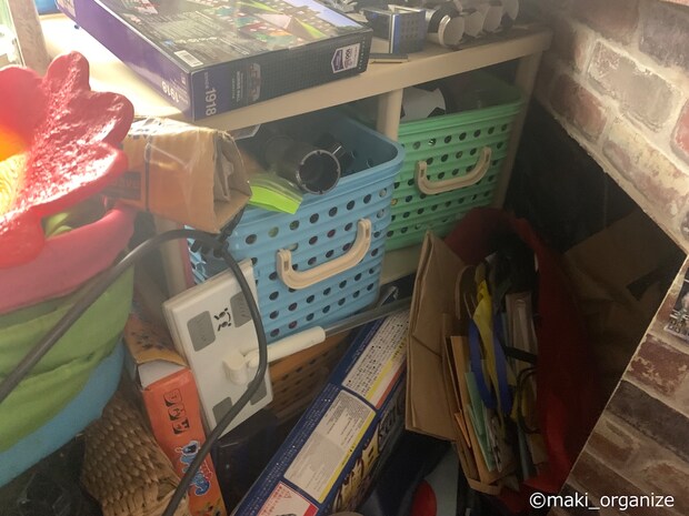 やってはいけない「おもちゃ収納」パターン！　大きな収納箱より「イケア89円」が使えるの画像1