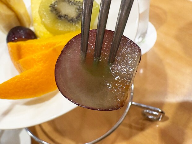 「普段食べている果物は一体……」【千疋屋】1,430円「高級フルーツだらけのモーニング」食べたら幸せすぎた！の画像12
