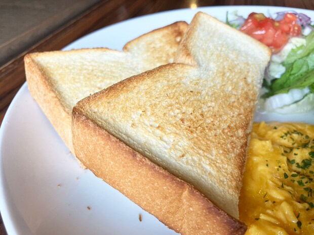 【びっくりドンキー】「880円モーニング」は“デカい”だけじゃない！トロットロの「完ぺきなスクランブルエッグ」に感動！の画像9