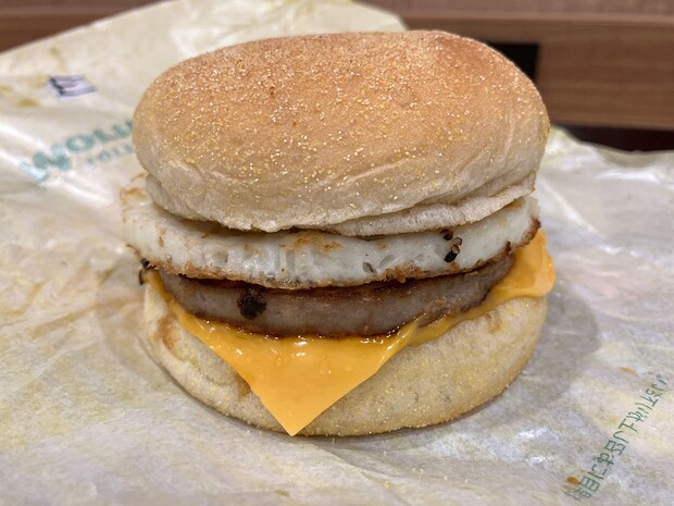 【ロッテリア】新モーニング「ソーセージエッグマフィン」、朝マックとは全然違う味わいに衝撃！の画像5