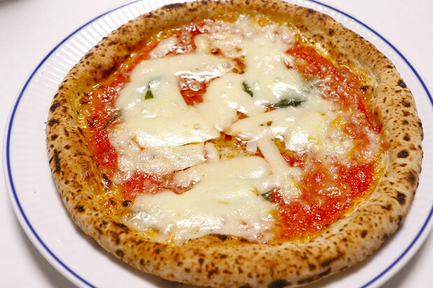 セブン「金のマルゲリータ」超えたおすすめ1位は？　コンビニ3社の冷凍ピザ実食ランキングの画像5