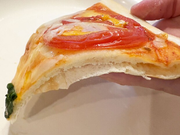 激安スーパー【マミープラス】40％引きは当たり前！「超特価」品に驚き、「594円ピザ」の味は？の画像13