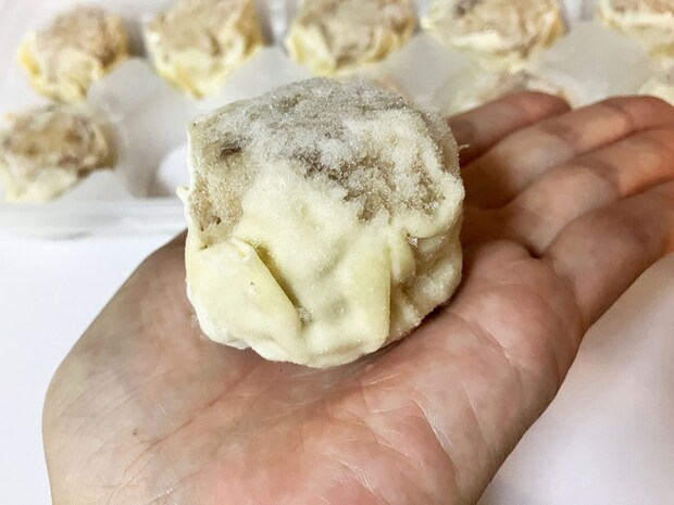 【ロピア】「笑っちゃうほどでっかい！」新作「粗挽き肉焼売」は旨味がすごくて高コスパ！の画像7