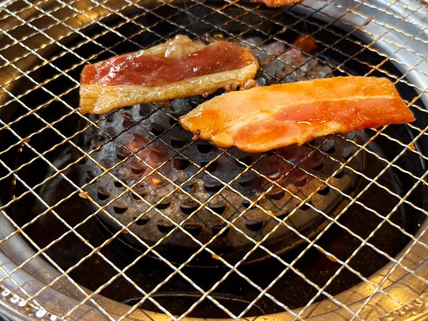 味コスパは「焼肉きんぐ」超え!?食べ放題【くいどん】1,408円「焼肉ランチ」はカルビ10枚で「大満足！」の画像1