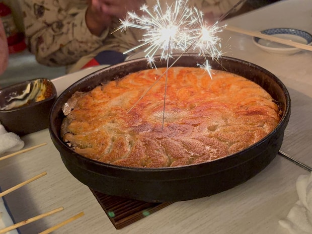 「42個の餃子が0円！」【博多劇場】3465円分の餃子を食べても「嘘みたいな会計」太っ腹すぎる！の画像7