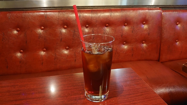 「24時間営業！」埼玉の老舗カフェ【伯爵邸】は「盛り」がスゴい！　980円「ナポリタン」ほか3品を実食の画像9