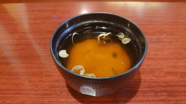 「24時間営業！」埼玉の老舗カフェ【伯爵邸】は「盛り」がスゴい！　980円「ナポリタン」ほか3品を実食の画像19