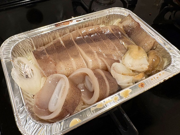 「ああten 、うまい」【角上魚類】580円「いか漁師焼き」が旨味爆弾！　直火OKの半調理商品、BBQにも最適の画像4