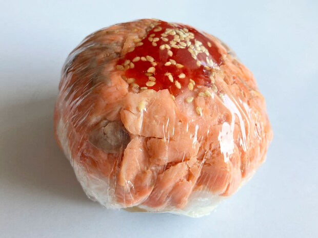 【角上魚類】450円新作おにぎり、「史上最高傑作」！ 銀鮭西京焼＆すじこたっぷりで「まったり濃厚」おいしいがすぎる！の画像6