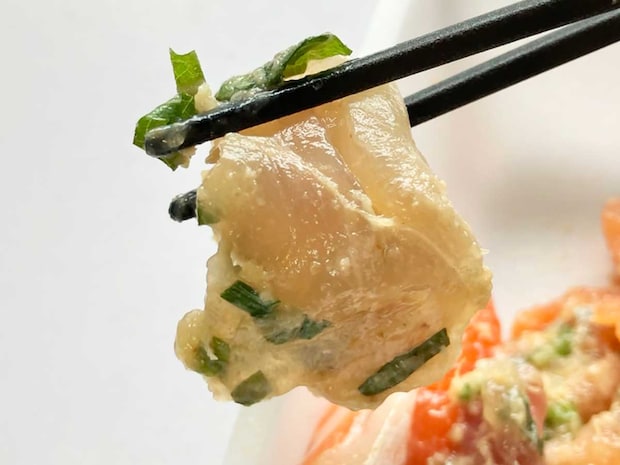 【角上魚類】400円「海鮮なめろう」普通とは違う！　魚が「ぶつ切り」で食べ応えが十分！の画像8