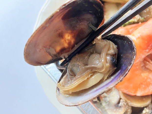 【角上魚類】海鮮だらけの「580円アヒージョセット」が豪華！　有頭えびなど具材8種の内容は？の画像10