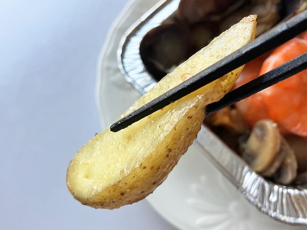 【角上魚類】海鮮だらけの「580円アヒージョセット」が豪華！　有頭えびなど具材8種の内容は？の画像15