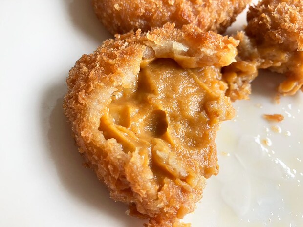 【角上魚類】海鮮ゴロゴロで200円！　「シーフードカレーコロッケ」はクリームコロッケ風で最高！の画像6