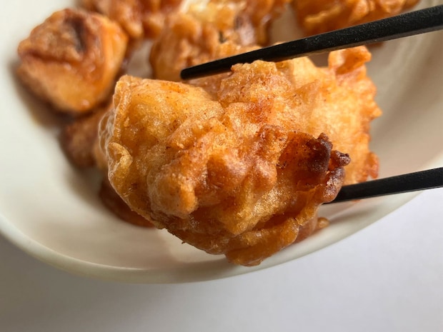 ＜校正中＆入力途中＞【角上魚類】売れ筋No.1「たこ唐揚げ」は4cmもあって、でかい！　衣がカリサク＆噛むたび“たこの旨味”の画像7