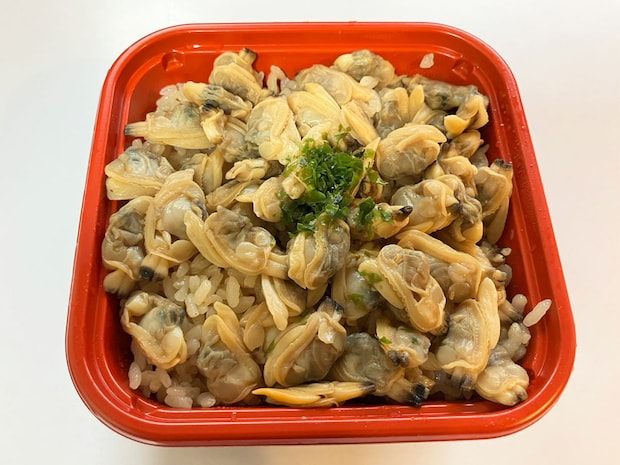 ＜校正中＞【角上魚類】「え？　何個のってるの？」……400円「あさり飯」で大満足の“豪華ランチ”に！の画像4