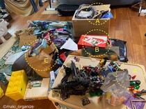 やってはいけない「おもちゃ収納」3パターン！　大きな収納箱や空き箱NG、使うのはコレ！