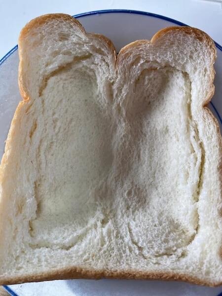 「完全にコメダ珈琲のヤツ！」【たっぷりたまごのピザトースト】レシピ作ったら、もはや本家と「なにが違う？」の画像6