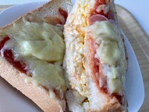 「完全にコメダ珈琲のヤツ！」【たっぷりたまごのピザトースト】レシピ作ったら、もはや本家と「なにが違う？」