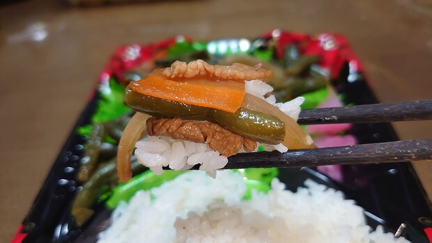 埼玉ローカルの激安スーパー【マルサン】桶川店、322円弁当・惣菜11品を実食！　おすすめベスト3は？の画像5