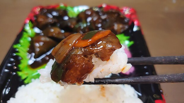 埼玉ローカルの激安スーパー【マルサン】桶川店、322円弁当・惣菜11品を実食！　おすすめベスト3は？の画像7