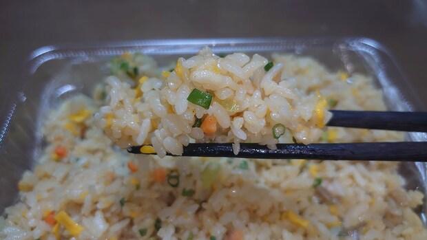 埼玉ローカルの激安スーパー【マルサン】桶川店、322円弁当・惣菜11品を実食！　おすすめベスト3は？の画像23