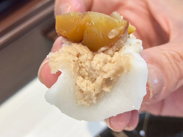「ほぼ栗」でびっくり！【魚べい】300円スイーツ大福は「おいしすぎて感動！」栗丸ごとでデパ地下の味わいの画像13