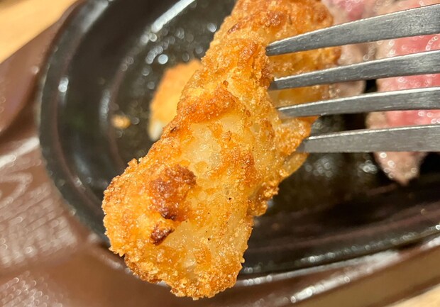 「さすが希少肉！」【ガスト】数量限定1099円「赤身ステーキ」食べたら、味コスパに大満足！肉質がきめ細かい！の画像13