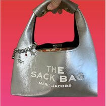 伊勢丹新宿店バッグフロア店員の言葉に「ほおお～～～～!!!」これ、買う流れ？