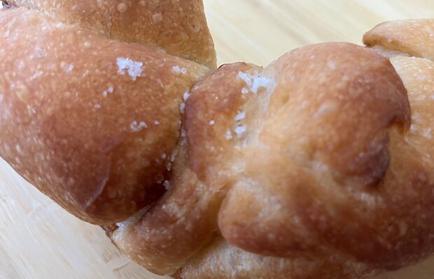 ヒット商品続出のパン屋【ハートブレッドアンティーク】新作360円「塩キャラメルリング」、の画像7