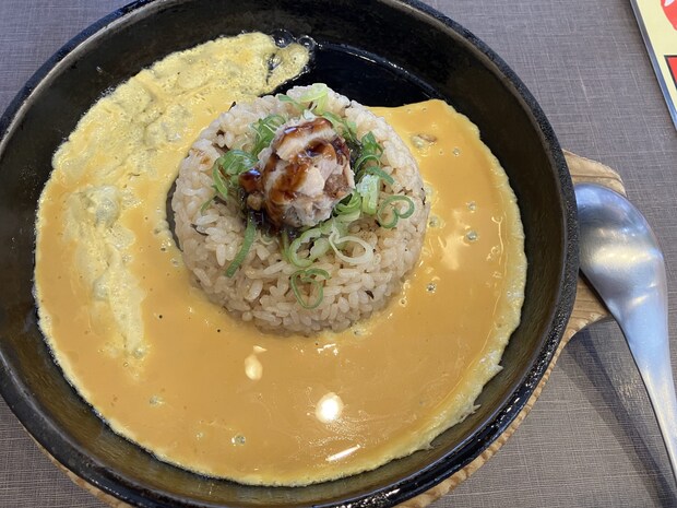 「焼肉きんぐ」「丸源ラーメン」の新業態【熟成醤油ラーメンきゃべとん】、1133円セットの味は？の画像6