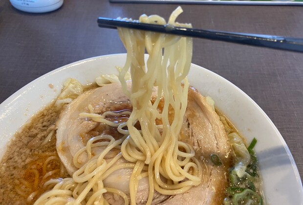 「焼肉きんぐ」「丸源ラーメン」の新業態【熟成醤油ラーメンきゃべとん】、1133円セットの味は？の画像13
