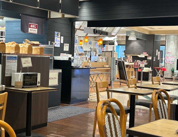 関西の老舗ベーカーリーカフェ【コンセルボ】430円「バターたっぷりモーニング」とは？　塩気がたまらない！の画像2