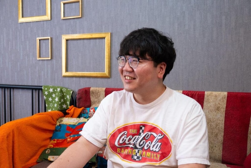 米津玄師の次!? “人生相談”してたらSpotify日本1位になった話。早稲田卒→手取り16万でサイゼ通い