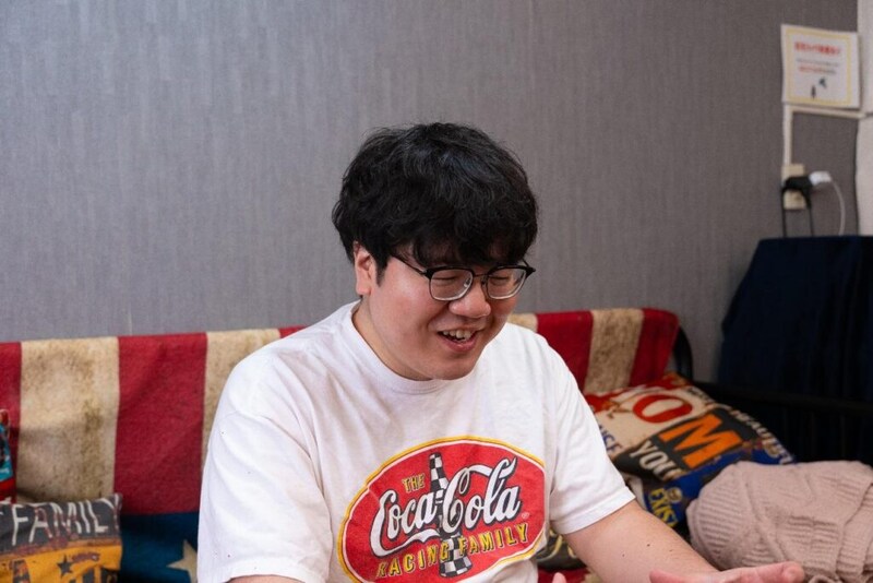 米津玄師の次!? “人生相談”してたらSpotify日本1位になった話。早稲田卒→手取り16万でサイゼ通い