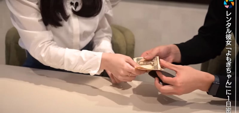 1時間6,000円が相場「レンタル彼女」とは。10年で3,000人の“彼女”になったよもぎちゃんに聞いた。