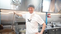 年収1,500万アパレル部長→株で全損→40歳から修行で“19時間待ち”の尼崎市ラーメン店主に。